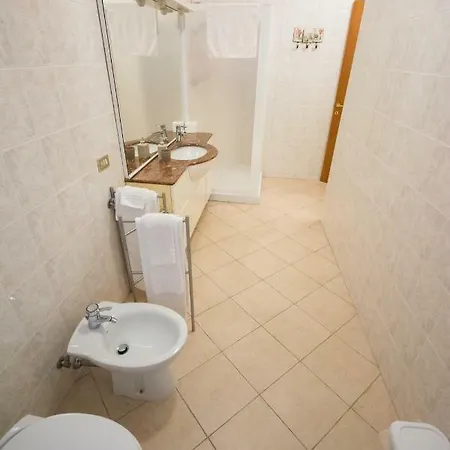 Center N. One Guest house